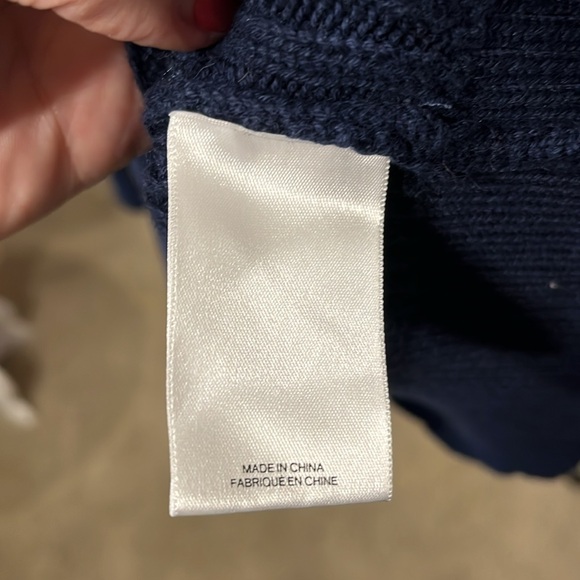 Express Navy Blue Cable Knit Cotton Long Sleeve Sweater Size Medium - Picture 11 of 11